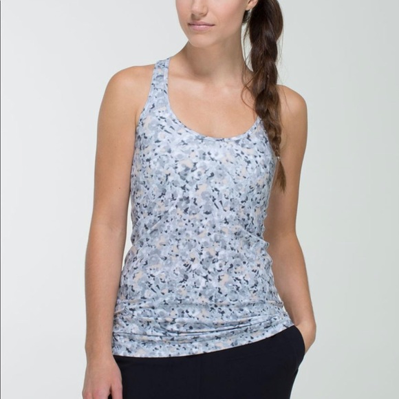 ❗️SOLD❗️Lululemon Cool Racer Back CRB Fleur Silver Spoon 8 - Picture 1 of 7